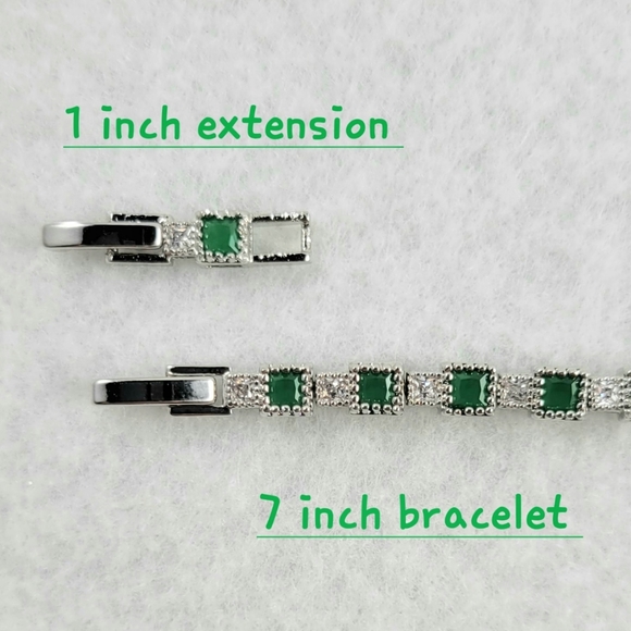 Emerald Tennis Bracelet - Picture 3 of 10